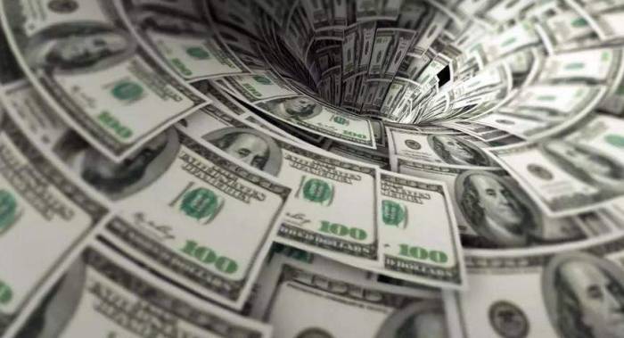 Japan, India Stocks Plunge; Yuan May Rise as East Wind